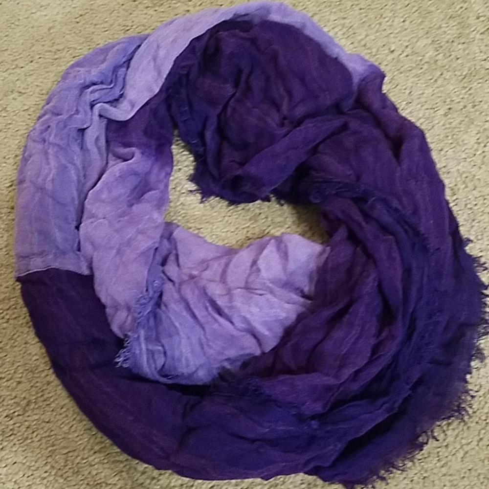 (4 for $12) Purple Two toned infinity scarf